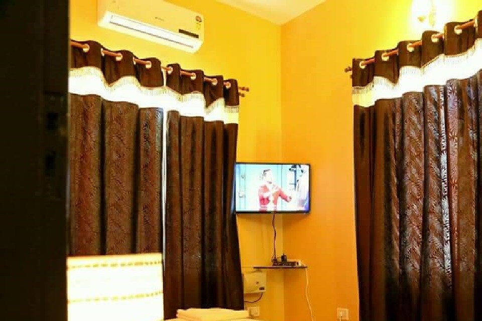 Vagator Dream: Comfortable 2BHK Stay:GoodTimez Goa - Tap to explore photos