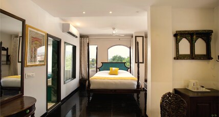 Bloom Boutique | Lake Pichola Room Type - Royal Suite