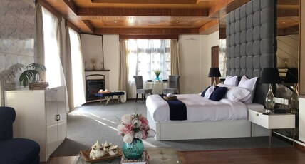 Mountain View w Breakfast Shillong Room Type - Suite Room