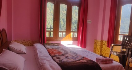 Suraj Guest House And Cafe Room Type - Double Bed Second Floor Room
