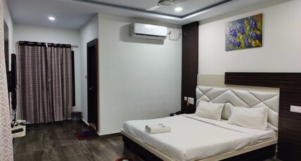 Hotel Cipron Inn Room Type - Deluxe Room