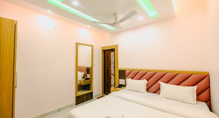 Hotel Govindam Room Type - Deluxe King Room