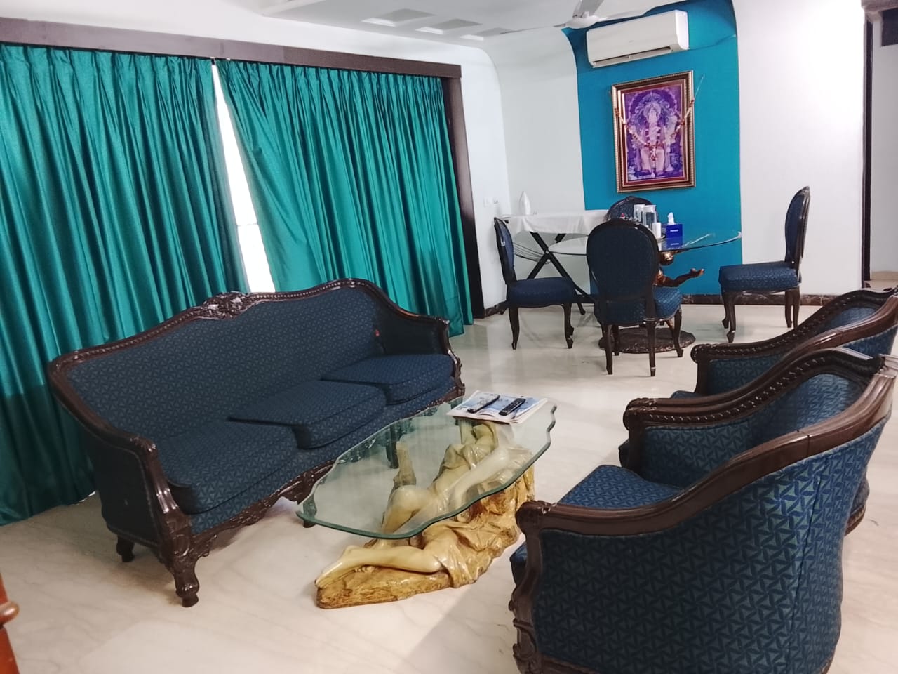 Main gallery
