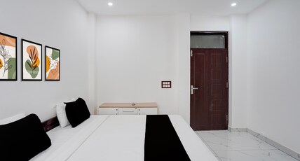 Hotel O Park Palace Room Type - Classic