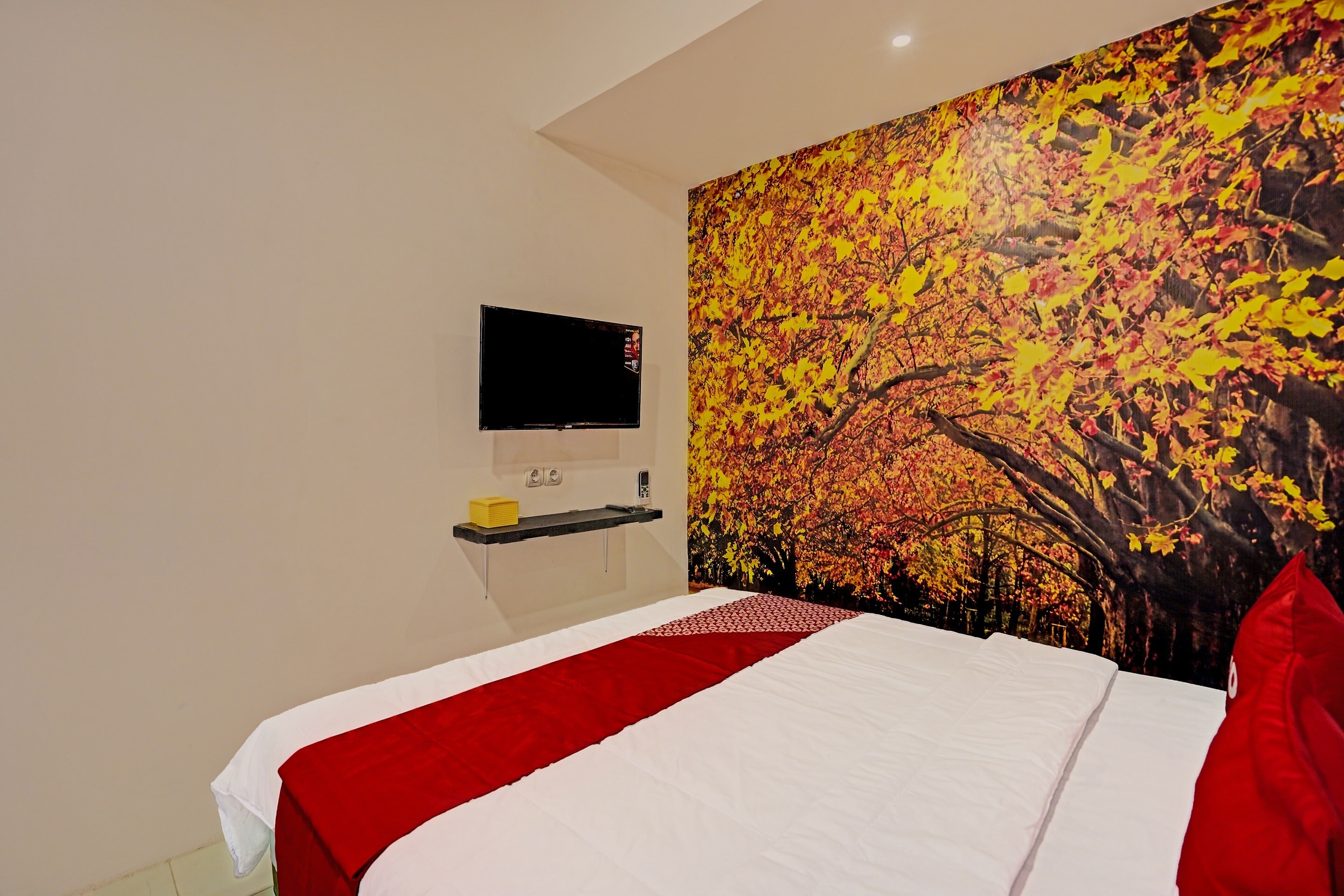 Hotel O Nawangwulan - Tap to explore photos
