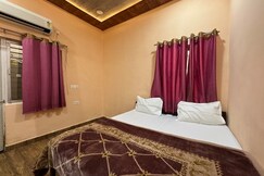 Shri Rasbihari Seva Sadan