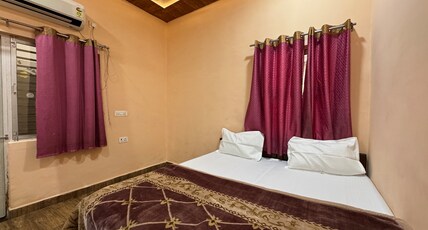 Shri Rasbihari Seva Sadan Room Type - Standard Double Bed Room