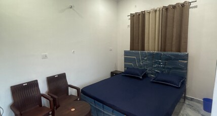 SHSISH KAMAL HOMESTAY & HOTEL Room Type - Deluxe Room 4