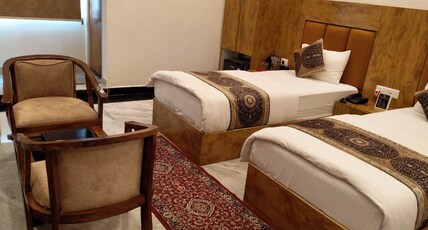 Hotel Varuna Grand Room Type - Super Deluxe Twin