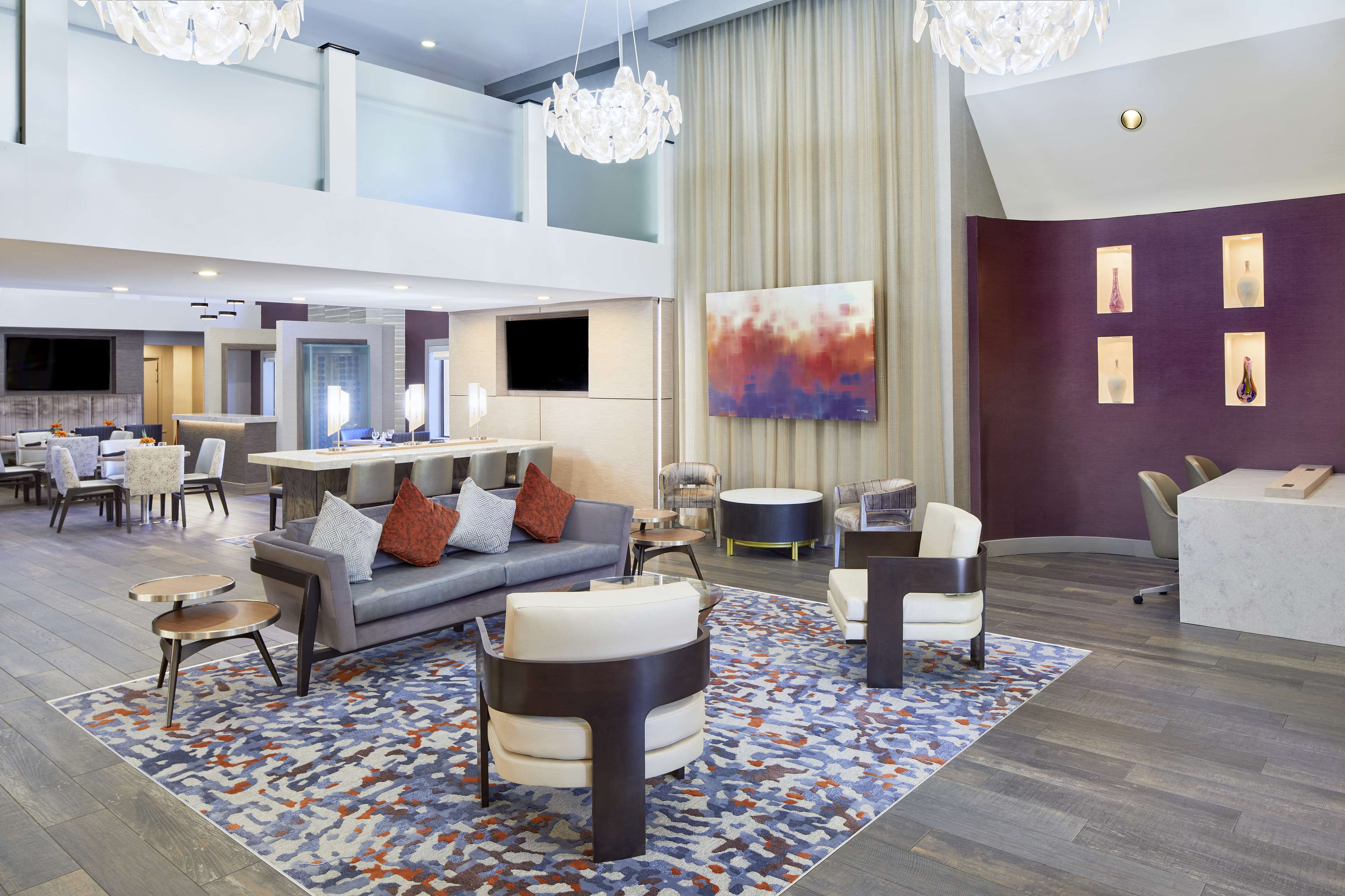 DoubleTree by Hilton Atlanta - Alpharetta - Tap to explore photos