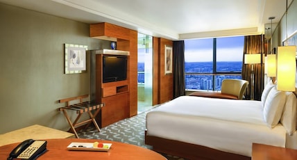 Swissotel Foshan Room Type - Swiss Advantage King Bed Room Swissotel Foshan Room Type - Swiss Advantage King Bed Room
