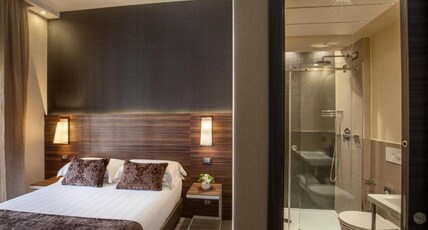 The Republic Hotel Room Type - Classic Room