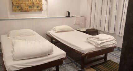 Flora Eco Stay Room Type - Cottage Room