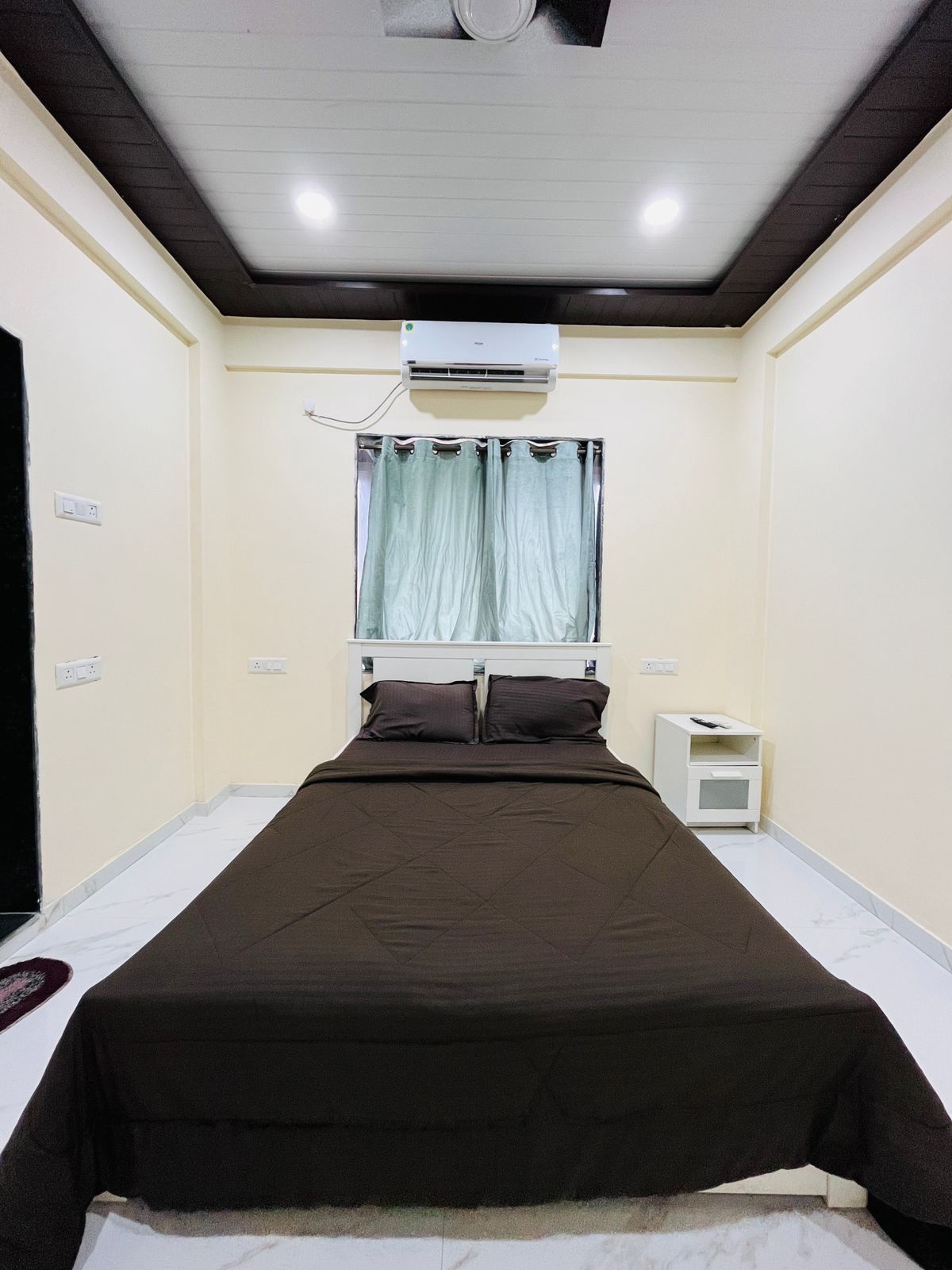 Green Crest Villa 8BHK with Pvt Pool - Tap to explore photos