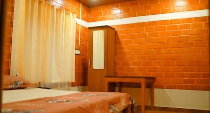 WaterVibes Resorts Mamalakandam Room Type - King