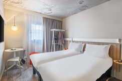 Ibis Nantes Nord Treilli