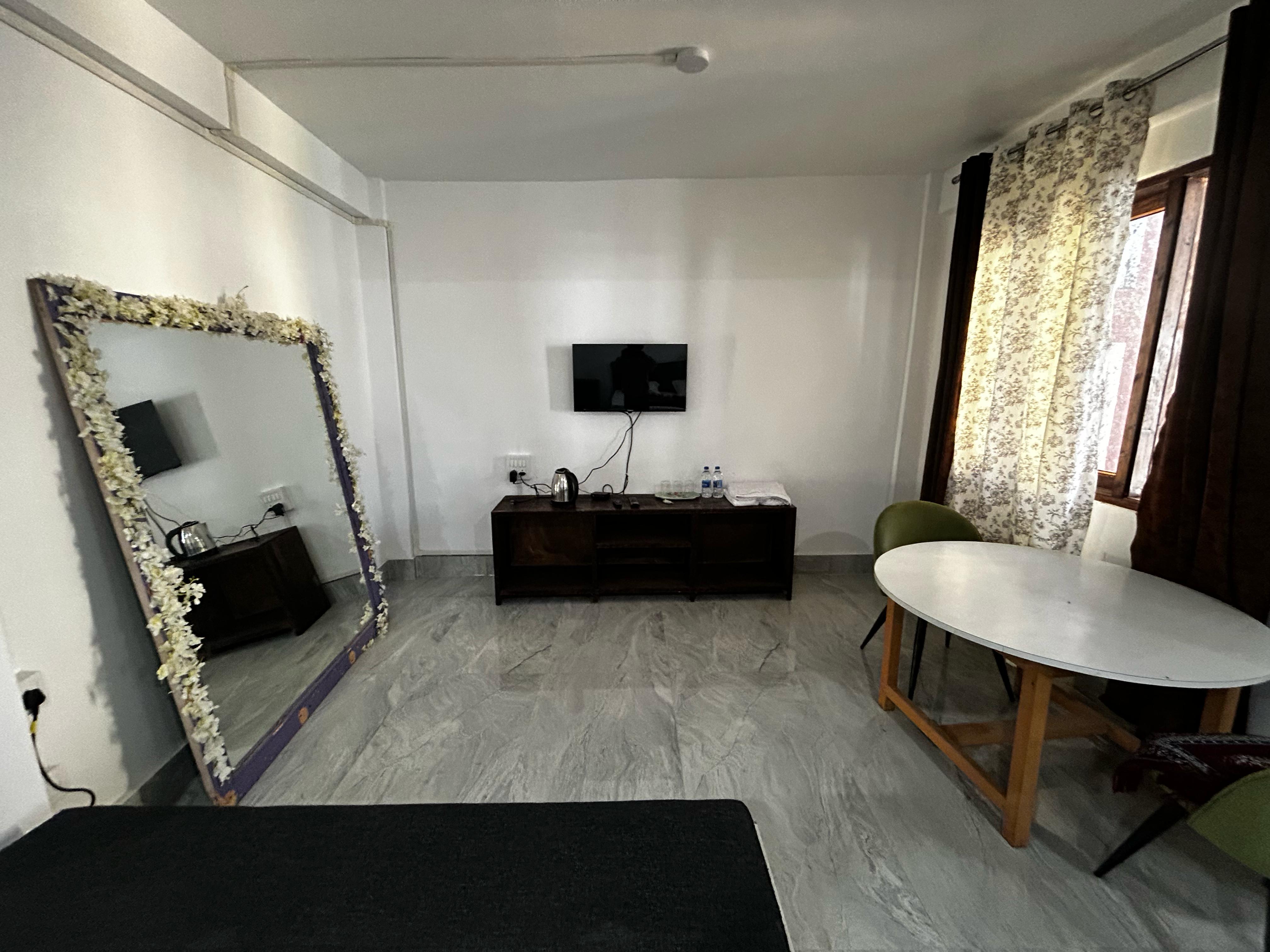 Tsewang s Bed & Breakfast - Tap to explore photos