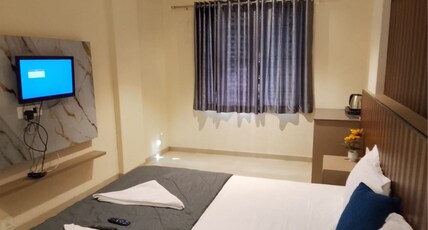 Mahalaxmi Beach Resort, Tarkali Devbaug Room Type - Deluxe Room