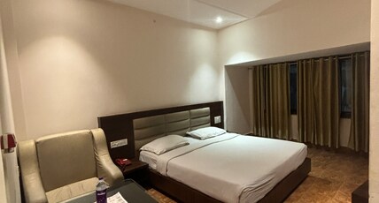 Hotel Akanksha Room Type - Economy Room