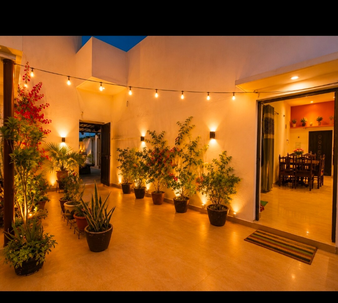 AMBRICANA PG HOUSE - Tap to explore photos