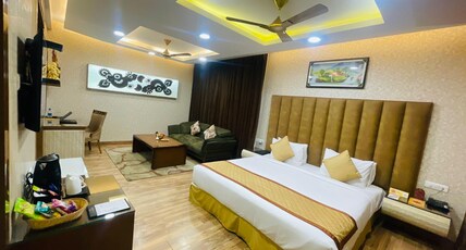 JD Heavens Room Type - Executive with Bath Tub