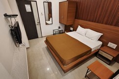 Hotel Girija Residency