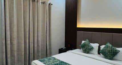 Hotel RS Grand Room Type - Executive Room Hotel RS Grand Room Type - Executive Room