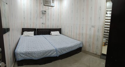 Shri Beni Madhav Hotel Room Type - Super Deluxe