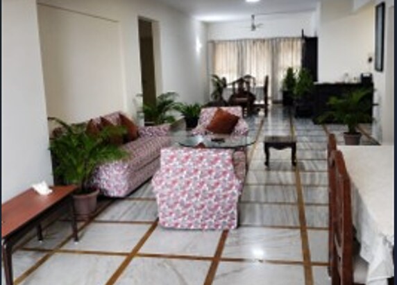 Juhu, Mumbai-Thermax Guest House - Tap to explore photos