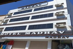 Hotel Madhav