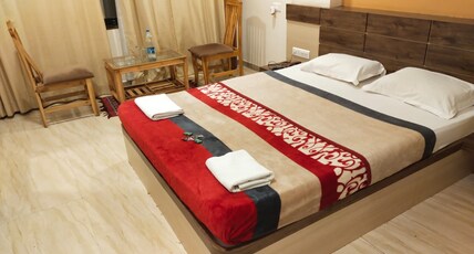 Navalai Pride Room Type - Deluxe Non Ac Room