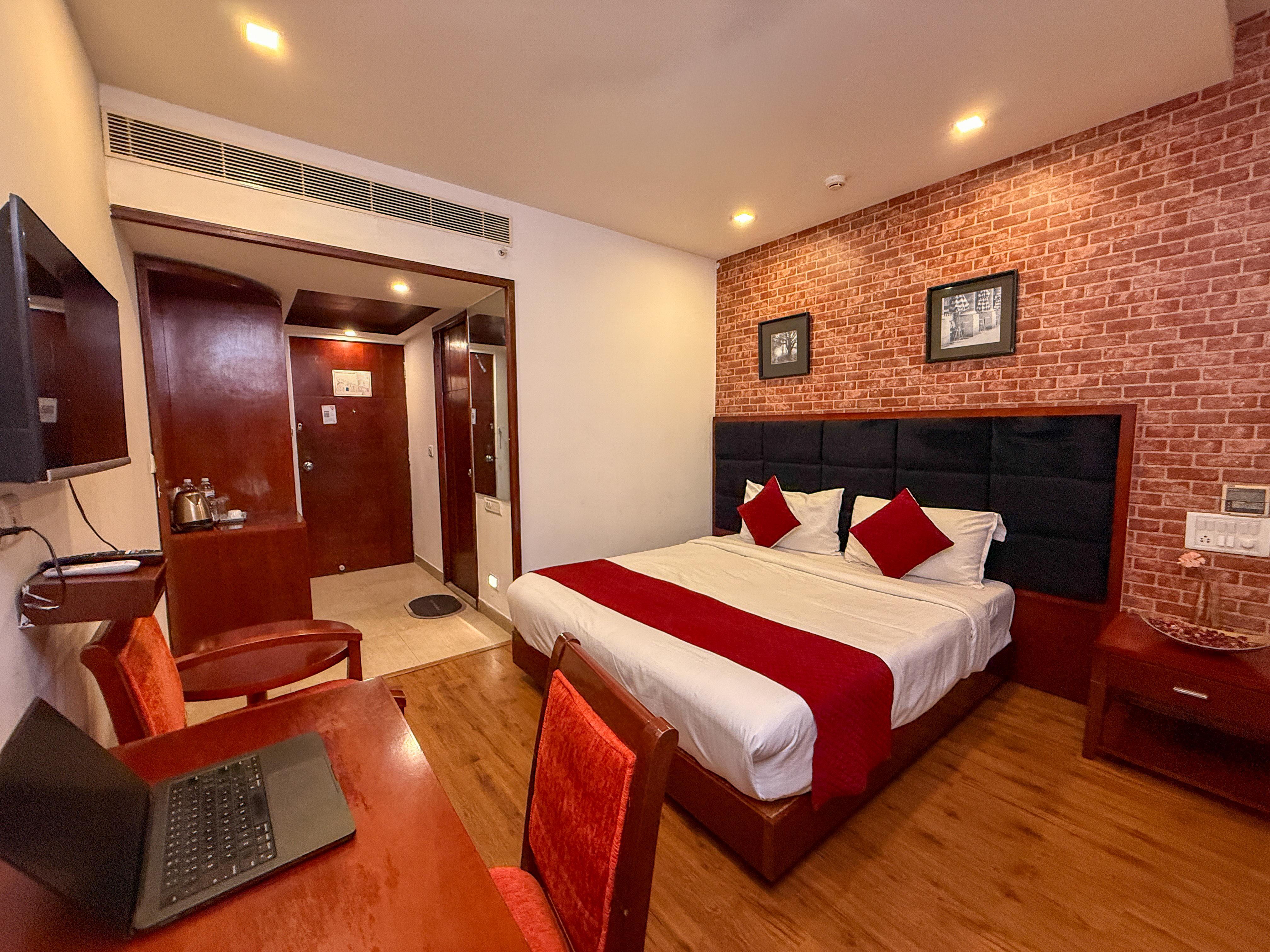 C Suites Lotus Park, Marathahalli, Bangalore - Tap to explore photos