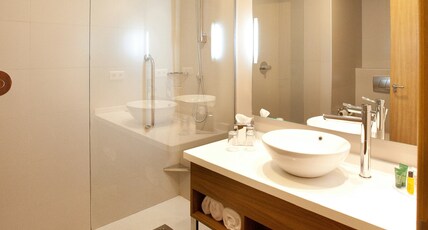 Hilton Garden Inn Malaga Room Type - TWIN ROOM