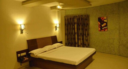 Hotel Maniam Classic Room Type - Suite Room
