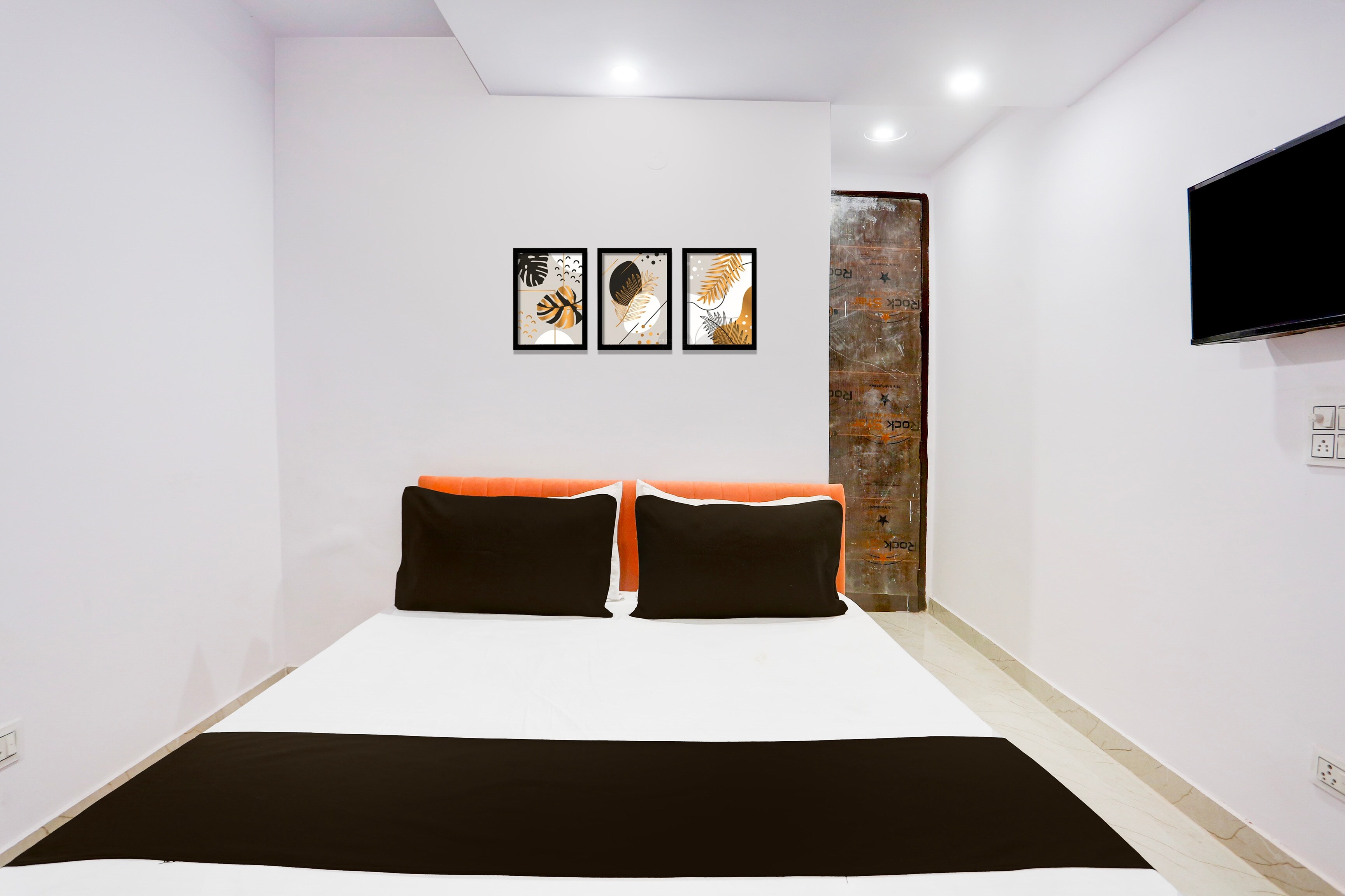 Hotel O by OYO A PACIFIC STAY - Tap to explore photos