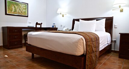 Best Western Saltillo Room Type - 1 Double Bed, Non-Smoking, Desk, Microwave And Refrigerator, Coffee Maker, Iron And Ironing Board, C Best Western Saltillo Room Type - 1 Double Bed, Non-Smoking, Desk, Microwave And Refrigerator, Coffee Maker, Iron And Ironing Board, C
