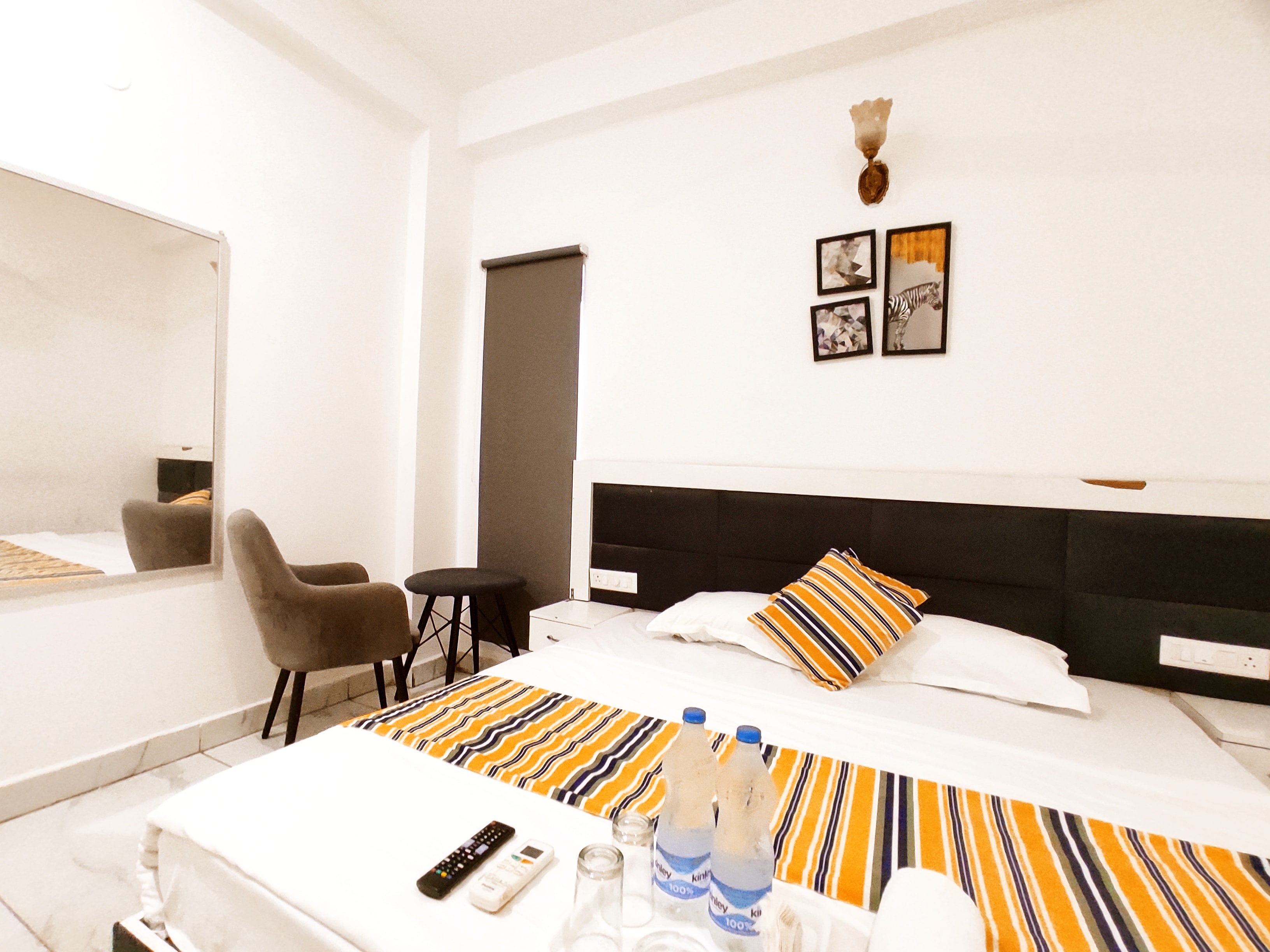 THE WHITE HOUSE - Premium Rooms By SKY Hotels - BRS Nagar - Tap to explore photos