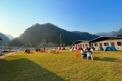 Gateway Camp & Resort