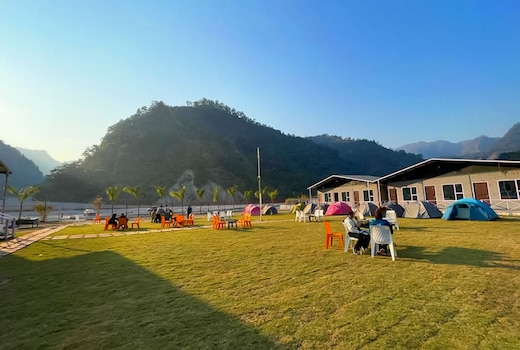Gateway Camp & Resort