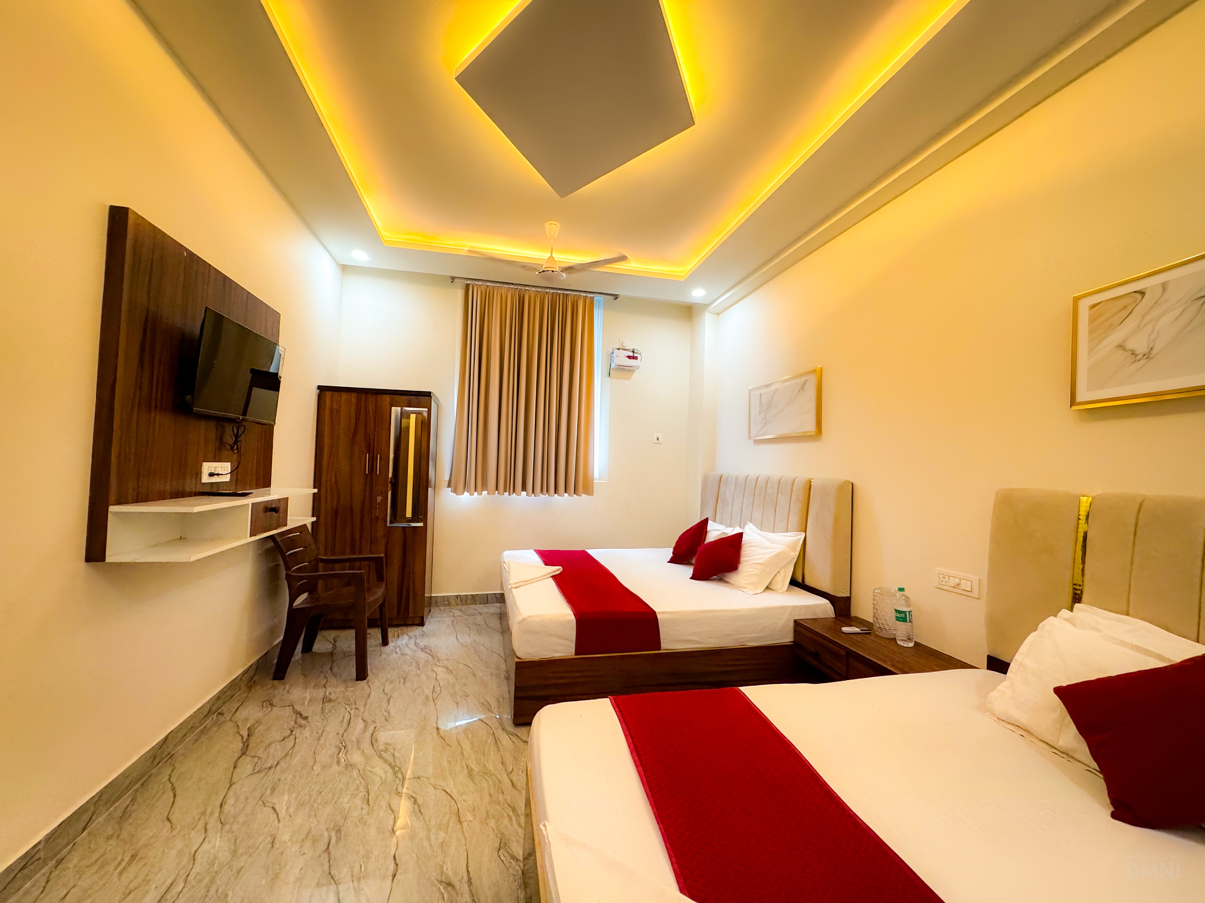 Vimla Residency Hotel Near Prem Mandir - Tap to explore photos