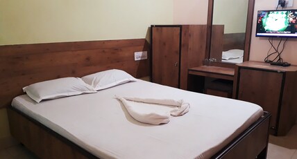 Hotel Parbati Palace Room Type - Standard Non AC