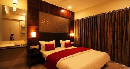 Hotel Furaat Inn Room Type - Deluxe Room(Unmarried couples, locals and Liquor consume is not allowed)