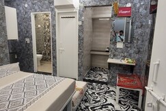 Couples Favourite Luxury Flat in Posh Lajpat Nagar