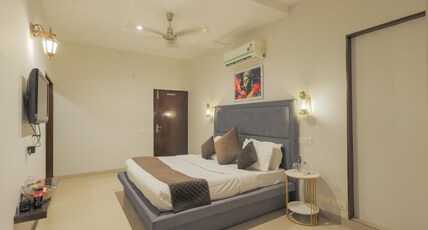 Hotel Maharani Regency Zirakpur Room Type - Deluxe Rooms With Free Wifi Hotel Maharani Regency Zirakpur Room Type - Deluxe Rooms With Free Wifi