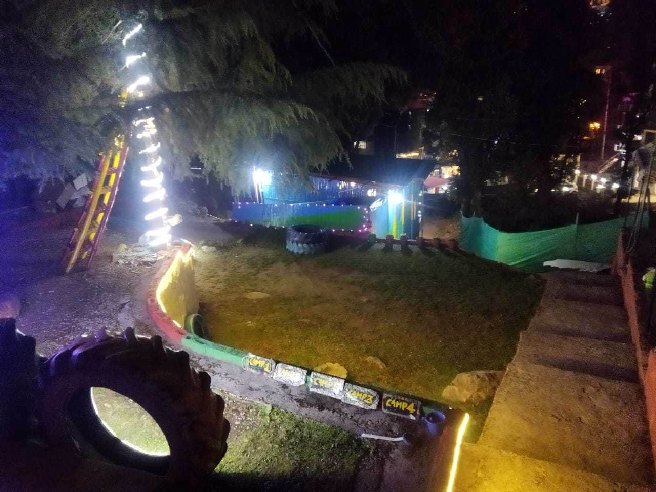 Hotel O Camp World - Tap to explore photos