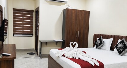 SG GRAND Room Type - DELUXE ROOM