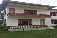 Privilege Guest House Nigeen