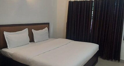 Happy Sea Beach Villa and Hostel Room Type - Deluxe Room AC