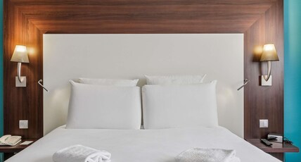 Mercure Paris Porte d'Orleans Room Type - Privilege Room with 1 double bed Mercure Paris Porte d'Orleans Room Type - Privilege Room with 1 double bed