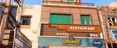 Hotel Sandhuz